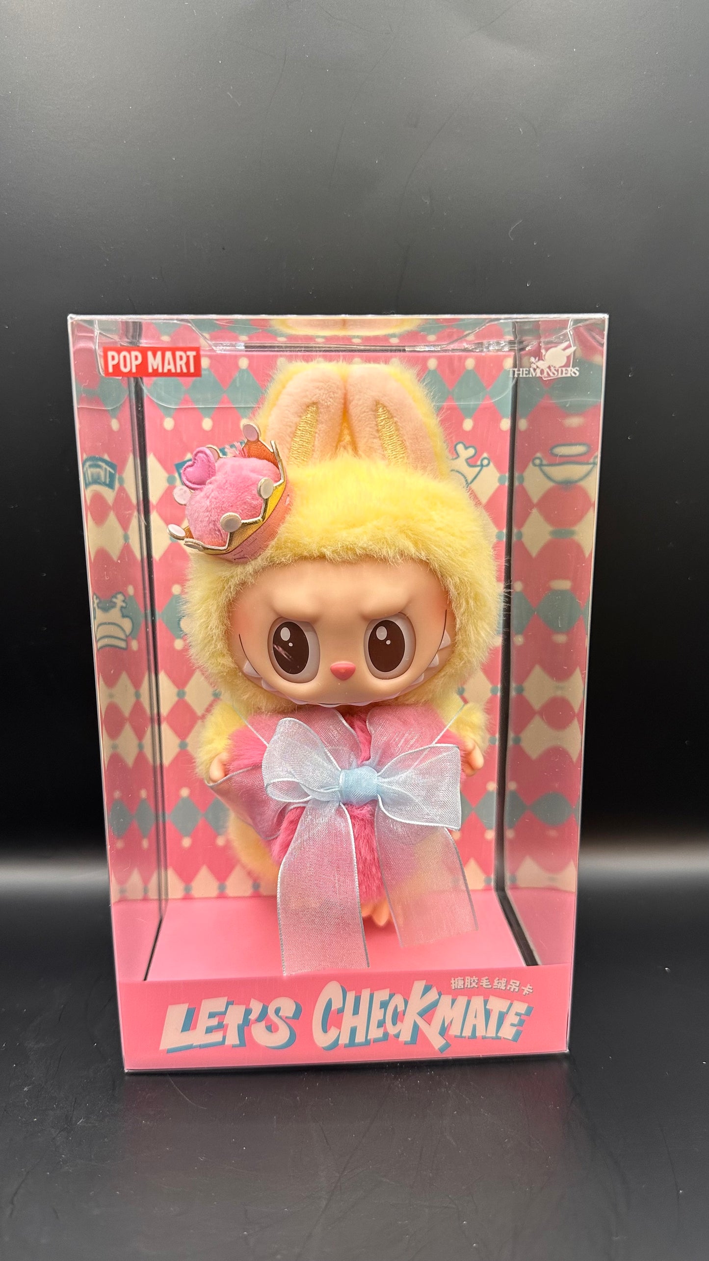 (USA) AUTHENTIC Queen Checkmates – Let’s Checkmate Series Plush Pendant (Vinyl Face)