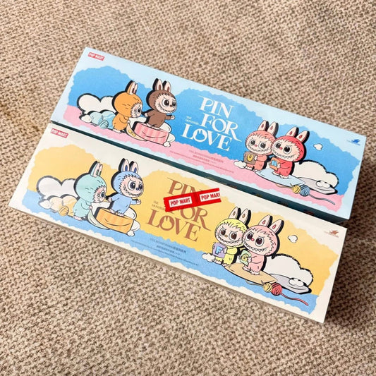 USA ( Authentic ) – The Monsters Pin for Love Series – Vinyl Plush Pendant