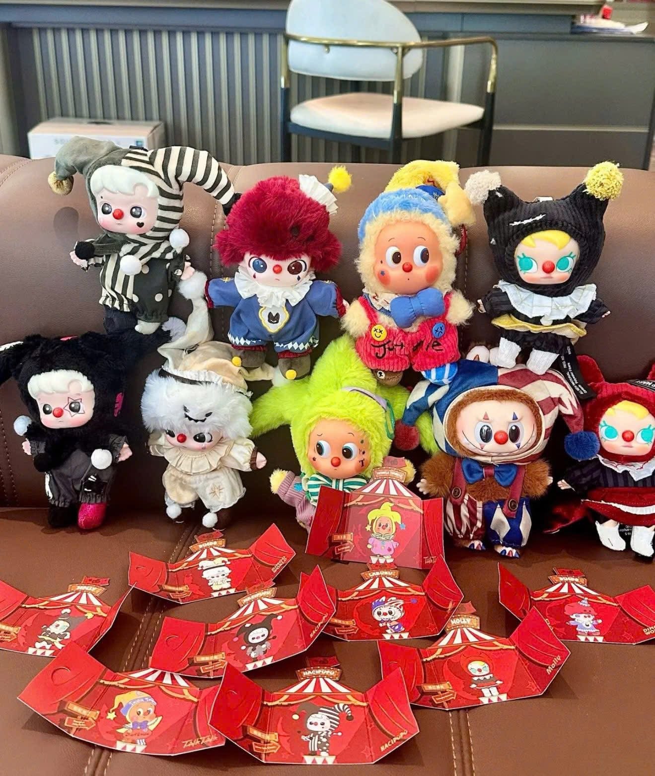 Why So Serious Series- Crimson Dancer Vinyl Face Plush Pendant